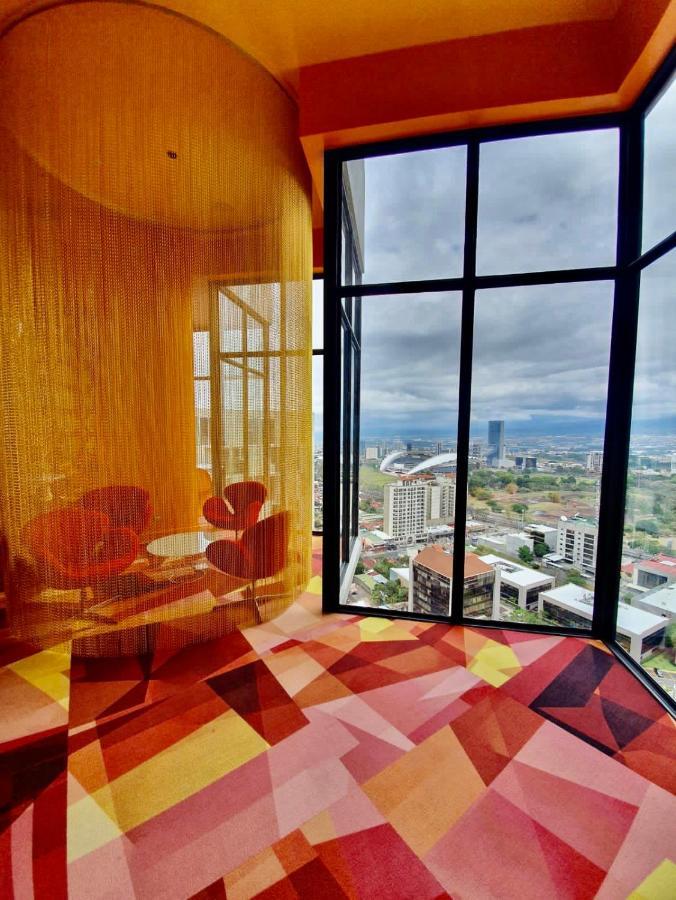 Comodo Y Elegante Apartamento En Fabuloso Condo! San José Kültér fotó