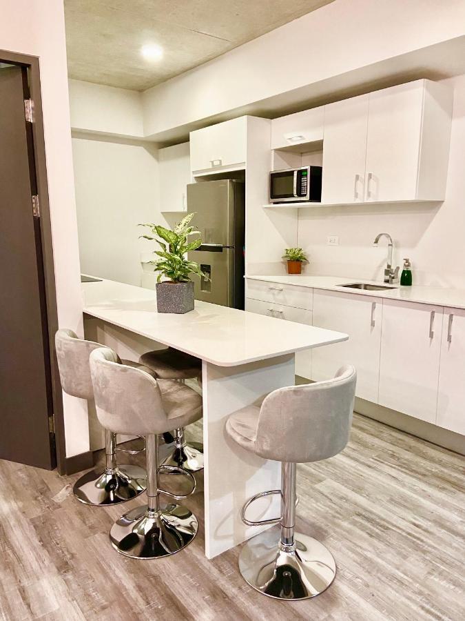 Comodo Y Elegante Apartamento En Fabuloso Condo! San José Kültér fotó